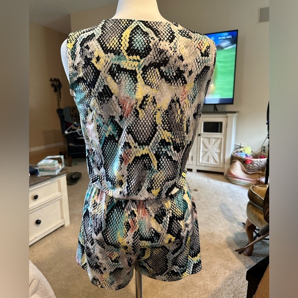 NWT Ariella snake print romper - Picture 2 of 5